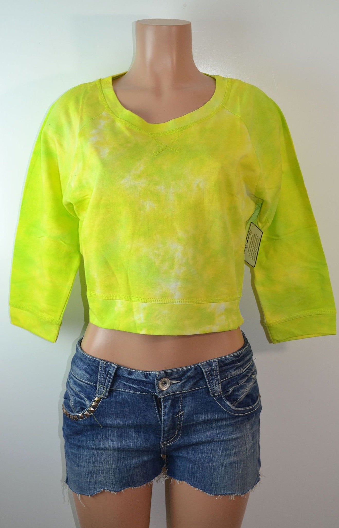 Derek Heart Subtle Cloud Tie Dye Crop Waist Sweater - FS GIFTS