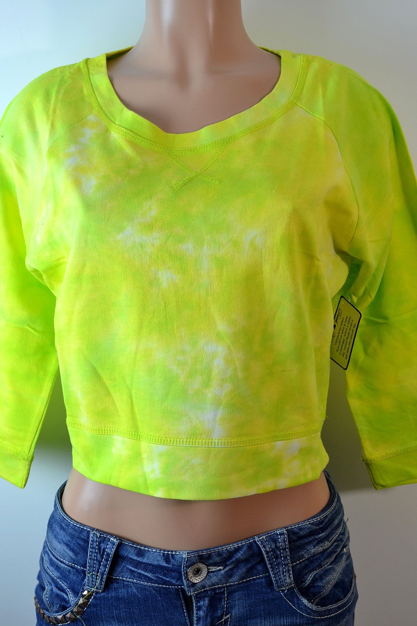 Derek Heart Subtle Cloud Tie Dye Crop Waist Sweater - FS GIFTS