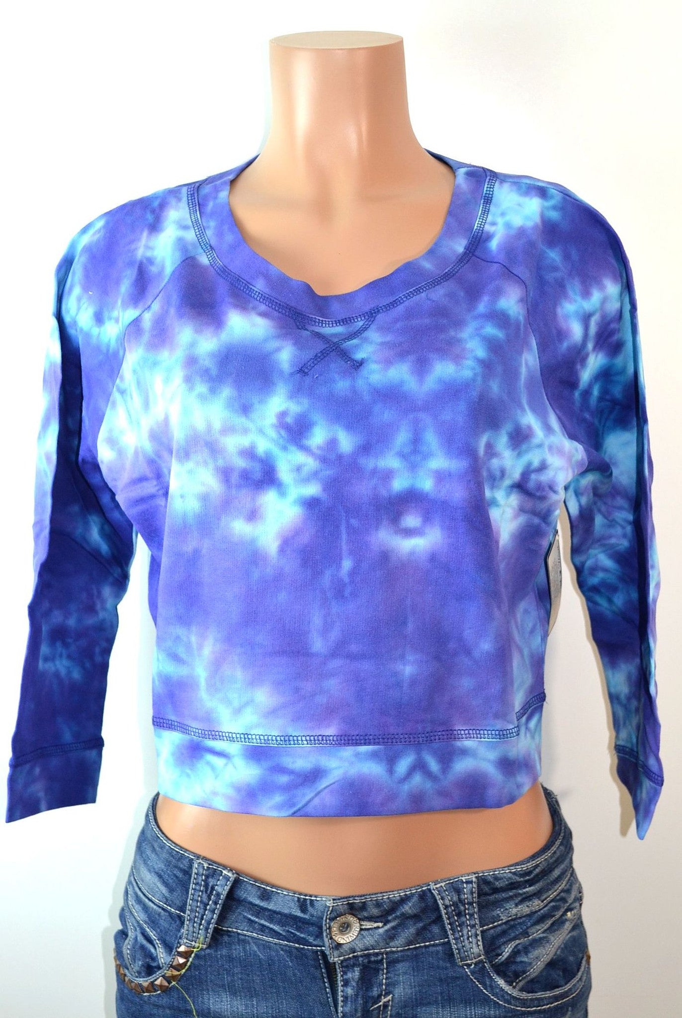 Derek Heart Subtle Cloud Tie Dye Crop Waist Sweater - FS GIFTS