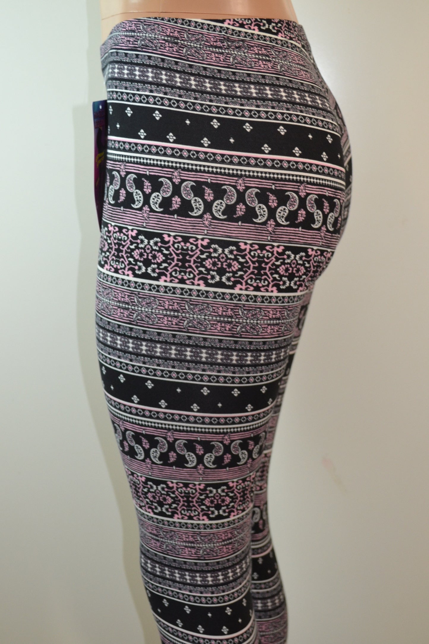 Shosho Womens Aztec Paisley Print Leggings - FS GIFTS