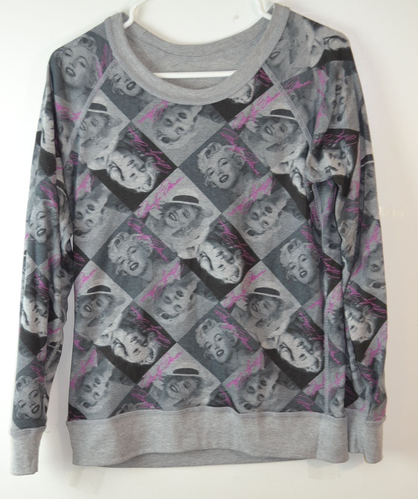 Marilyn Monroe  Women  Reversible Sweatshirt - FS GIFTS